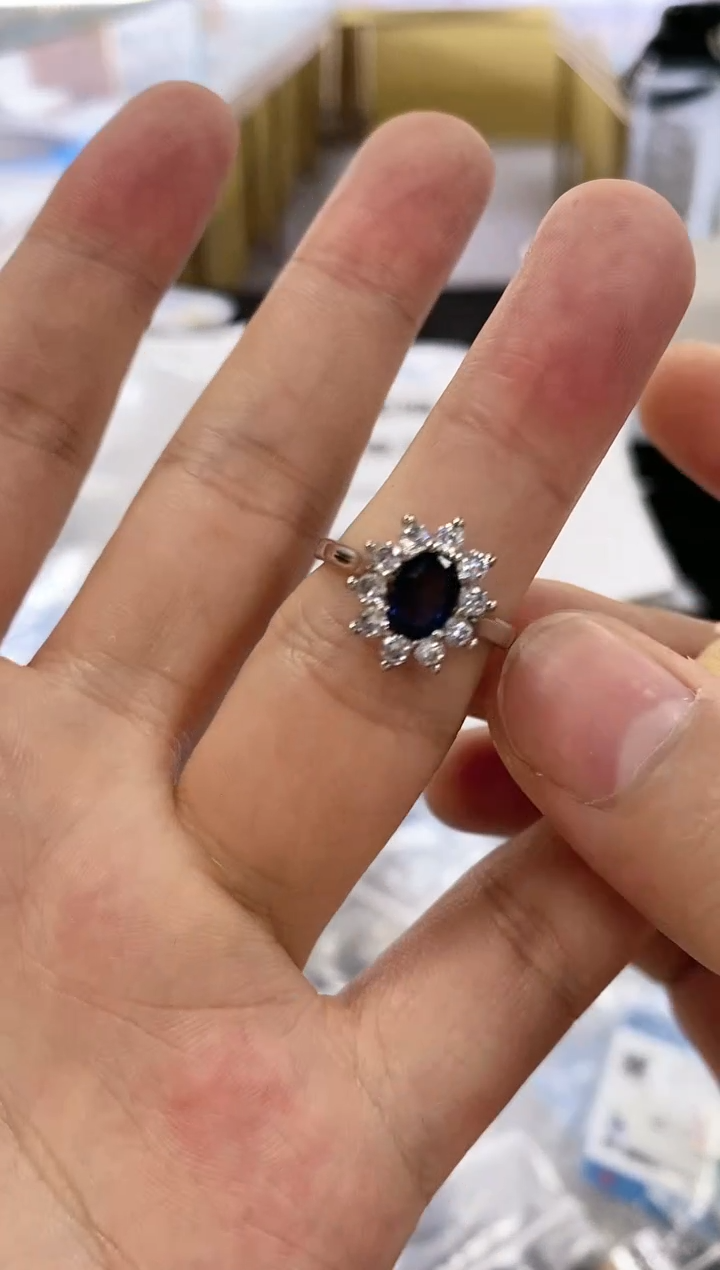 【闪购商品】蓝宝石戒指银S925镶嵌11111111