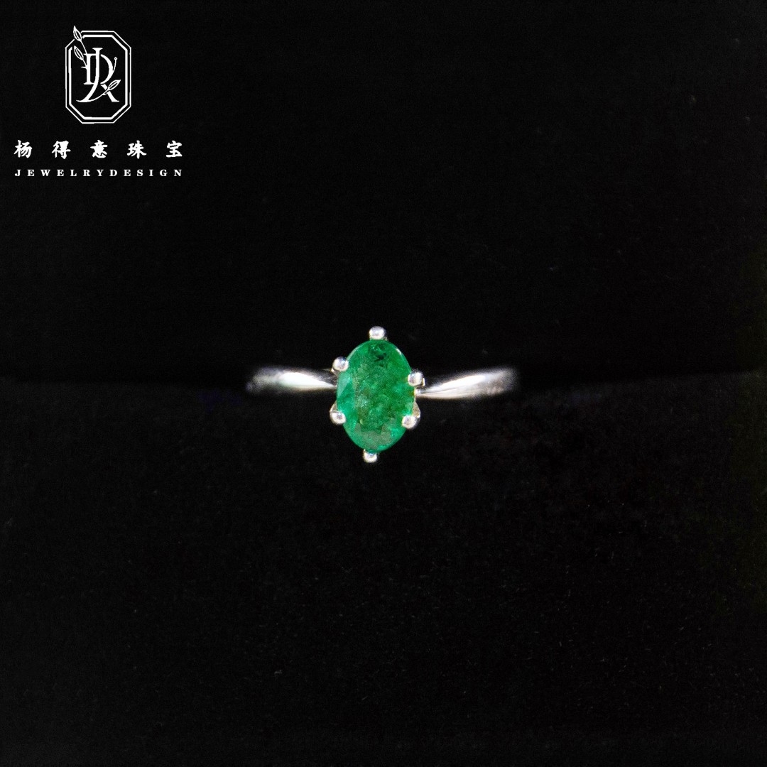  天然祖母绿S925银镀金戒指R9094基地发货配证书