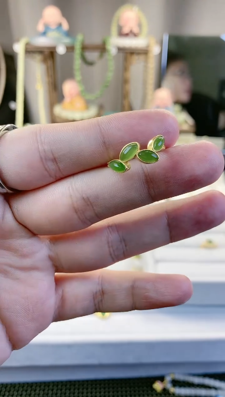 【闪购商品】和田玉/未镶嵌四叶戒指/多样性发一