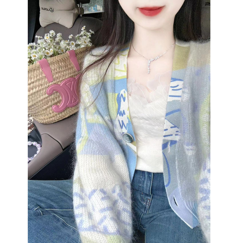 V领扎染毛衣针织衫女春季软糯慵懒风洋气遮肉上衣休闲牛仔裤