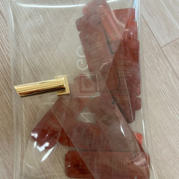 福福家粉色化妆包装精*油*华等等方便随身携带