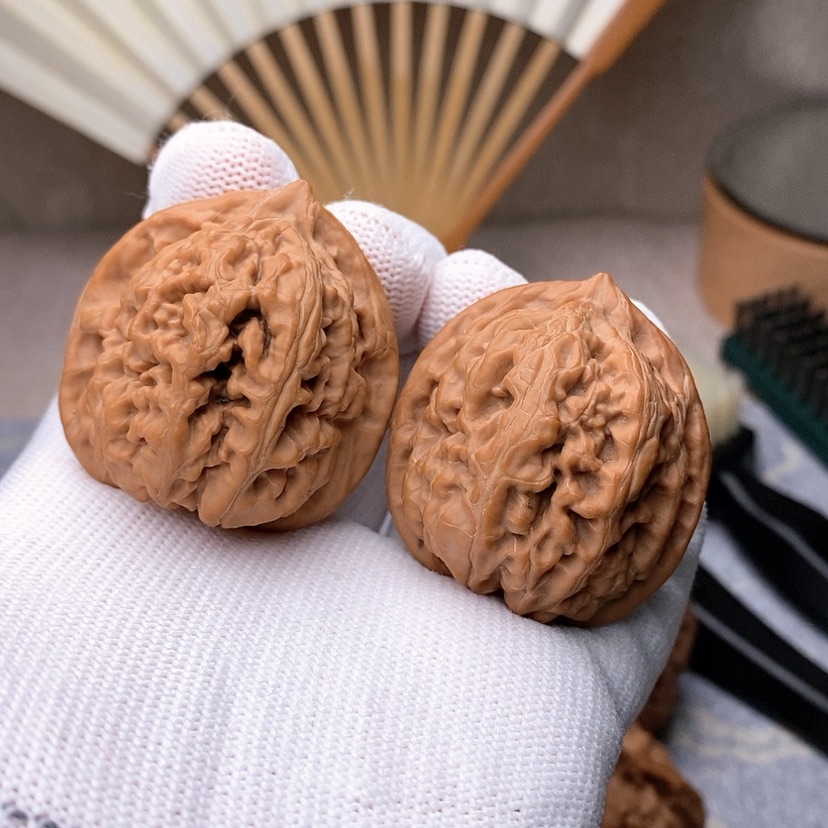 【闪购商品】文玩核桃吊坠40凤凰台肚42