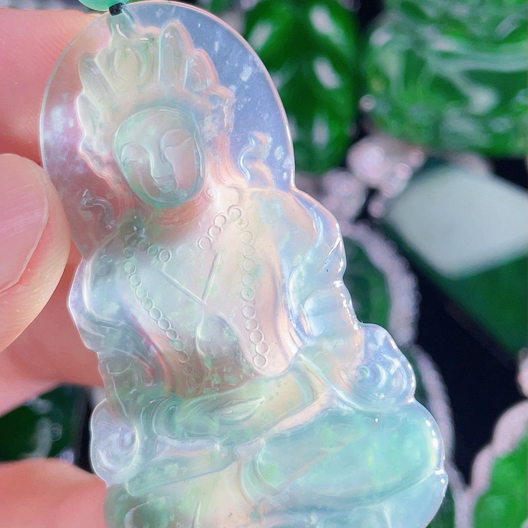 翡翠颈饰未镶嵌690，