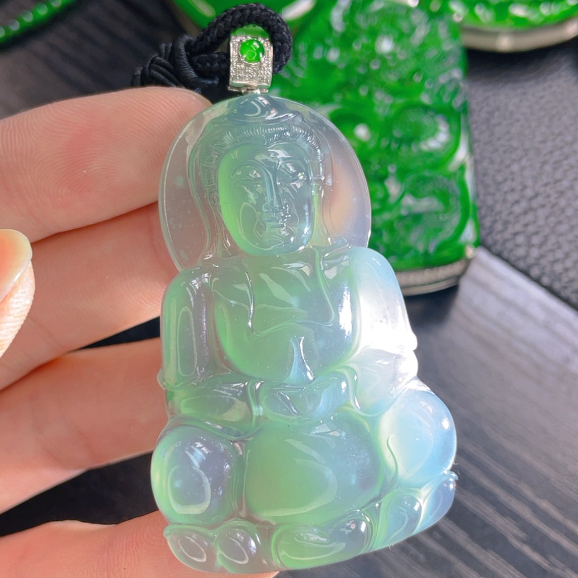 【闪购商品】翡翠颈饰18K金镶嵌14