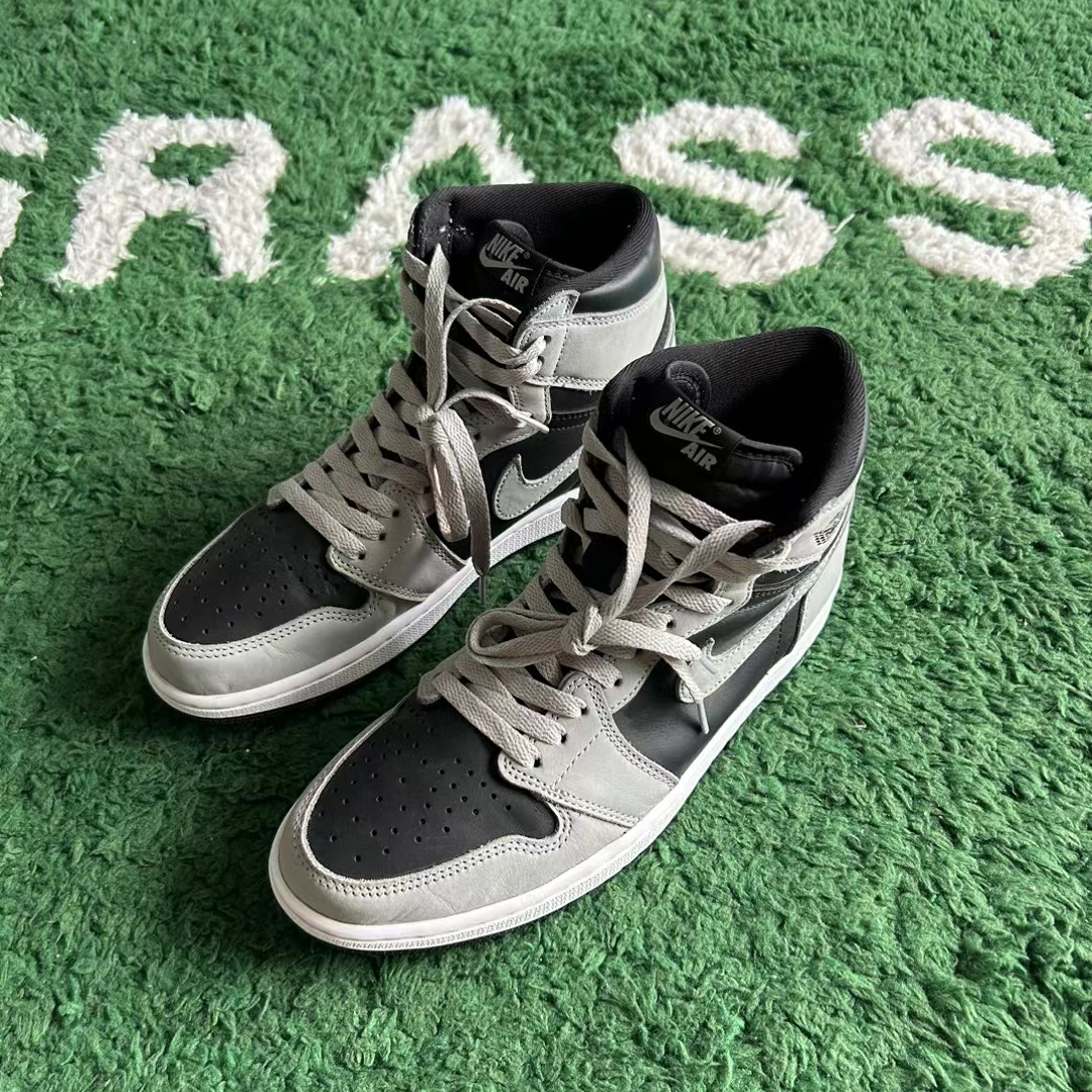 42.5码/AJ1影子灰2.0板鞋/95新好成色无原盒/公价1629