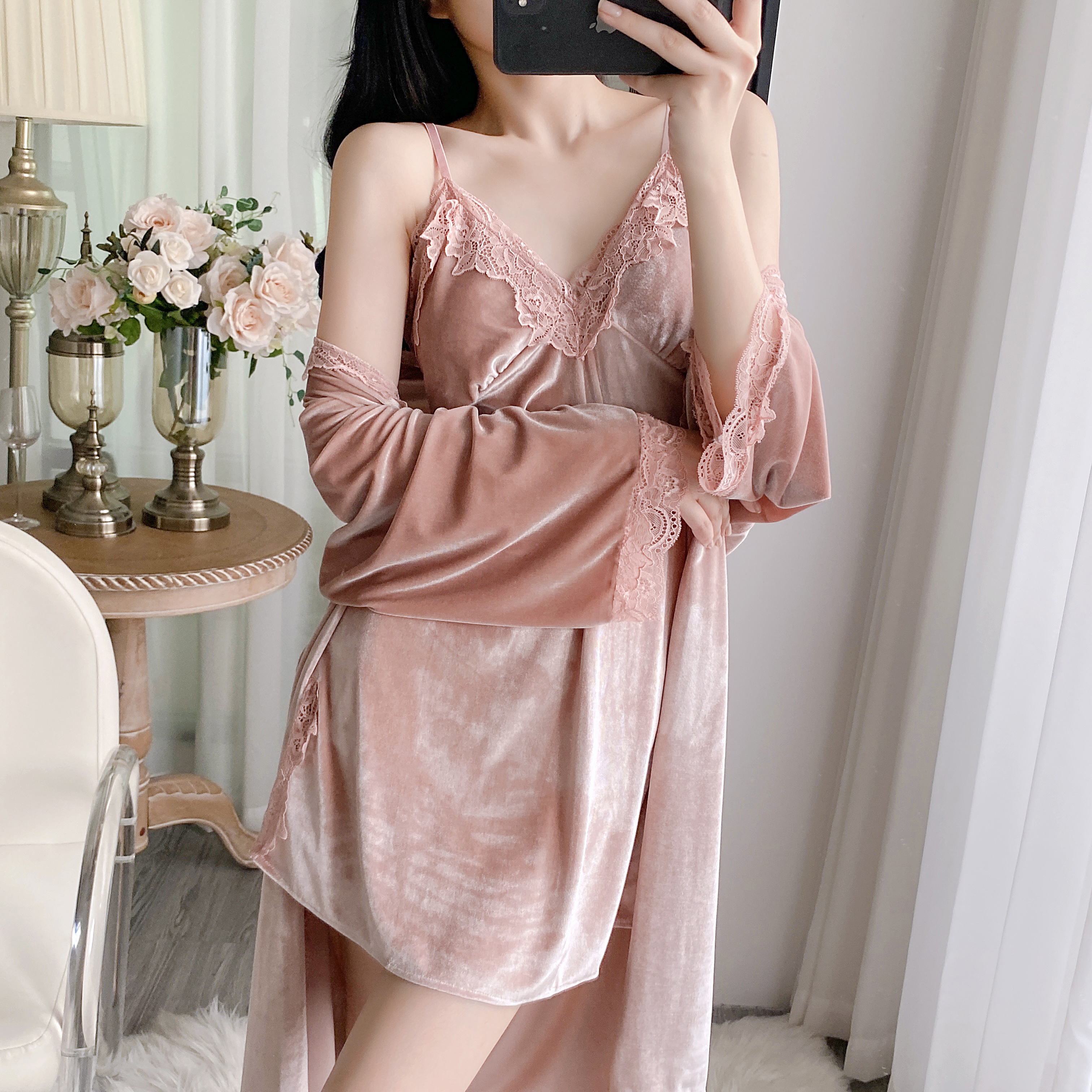 金丝绒睡衣女2024年新款秋冬季纯欲套装睡裙性感吊带蕾丝冬款冬天
