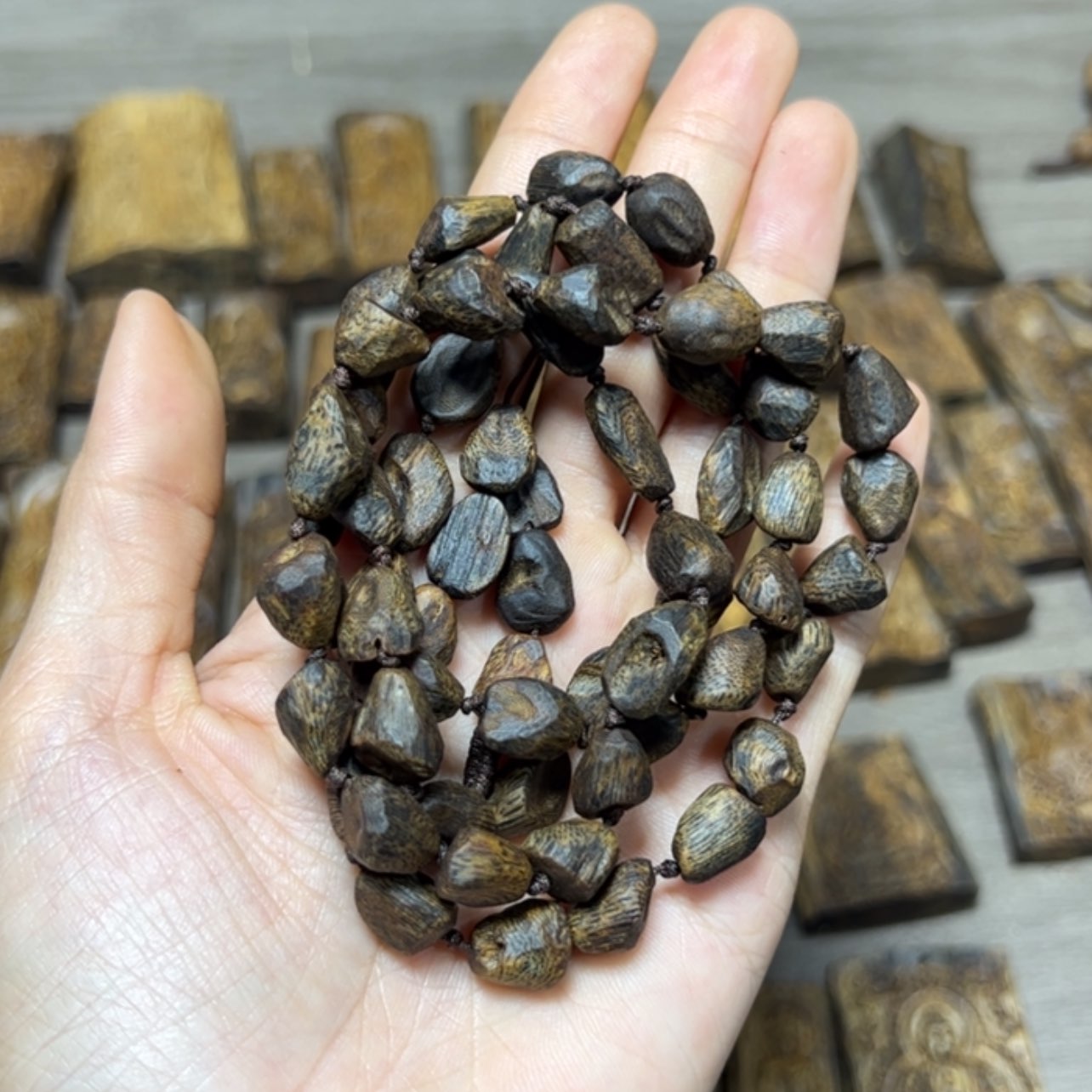 【闪购商品】沉香手串养**鱼沉水树丁多圈糖结25.8克