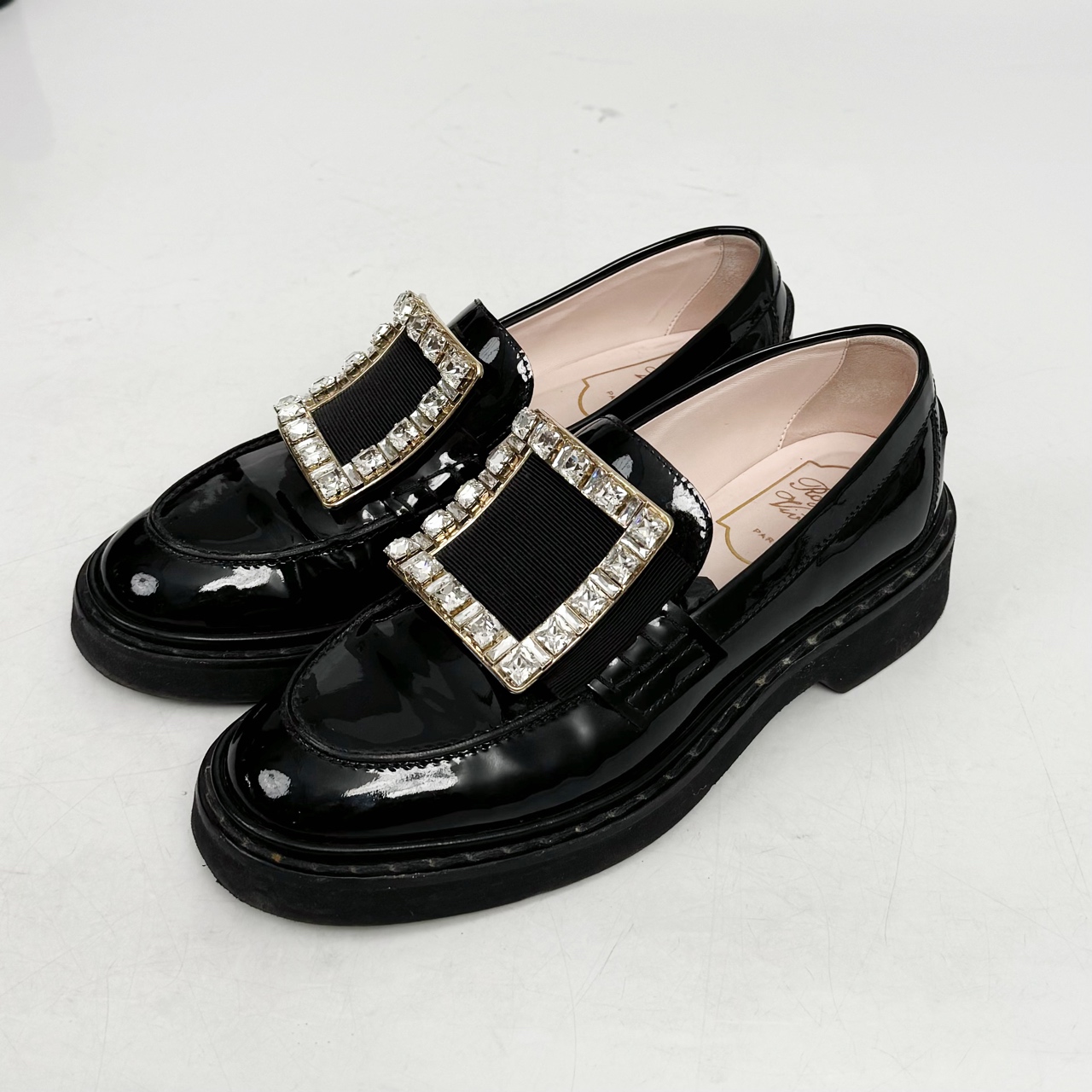 95新 Roger Vivier/罗杰·维威耶 36码/RV方扣满钻乐福鞋/jm09682