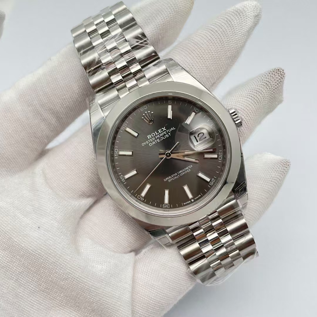 99新 Rolex/劳力士 日志/41mm/送礼品/24年8月全套/m126300-0008