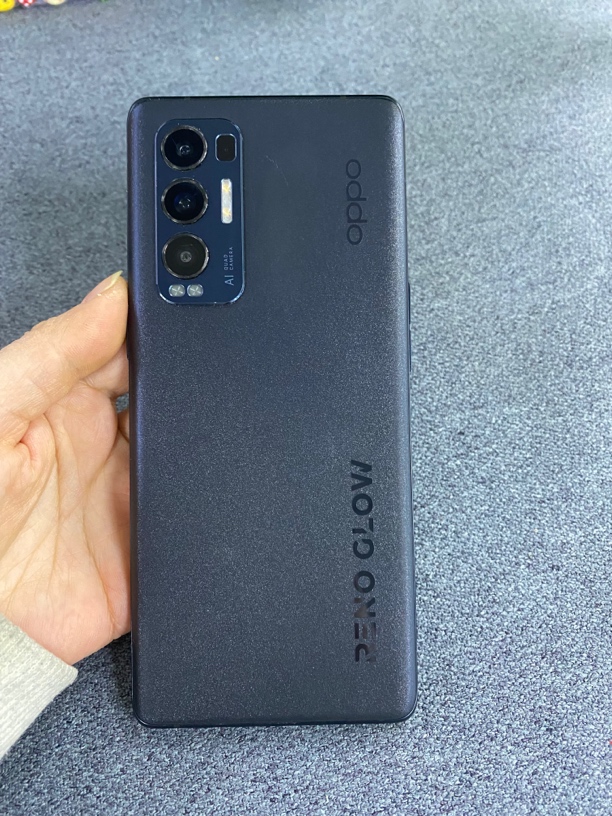 95新 OPPO Reno5pro+ 8+128G黑色原装二手机曲屏