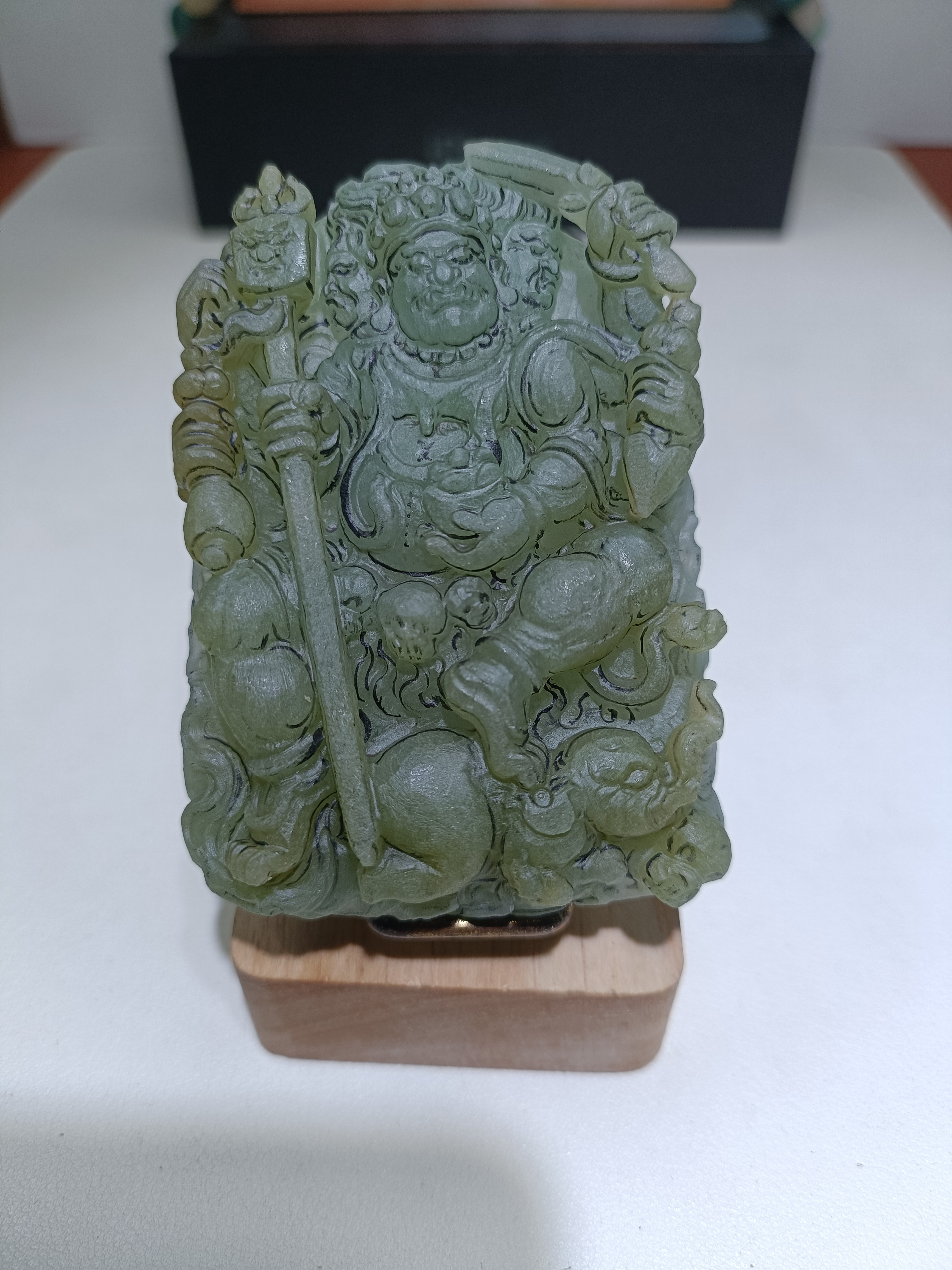 天然翡翠A货三头六臂大黑天