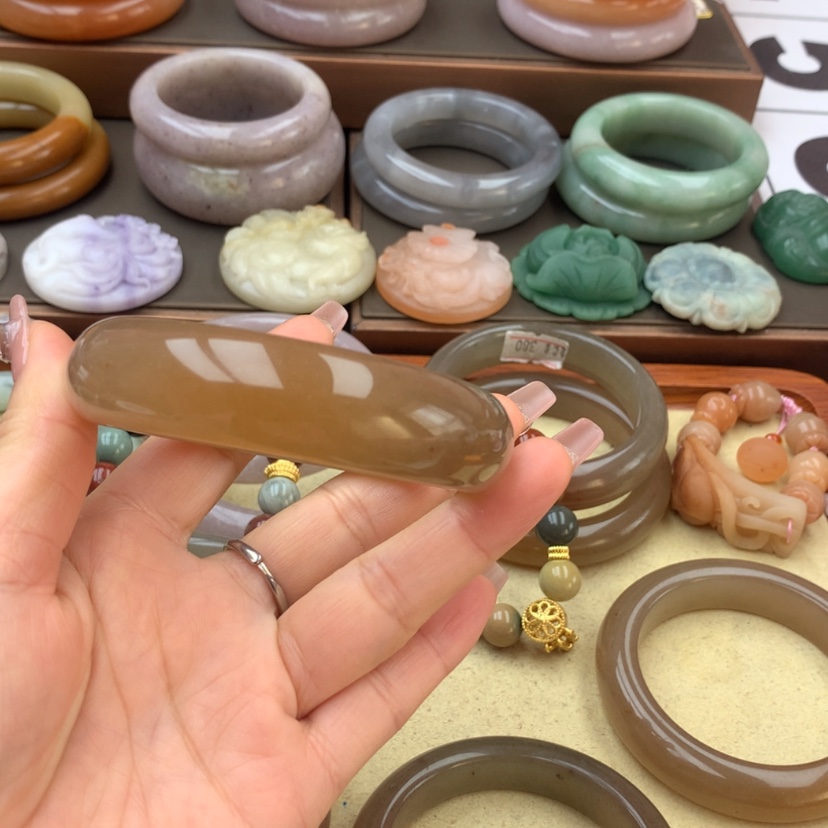 【闪购商品】石英质玉手镯合金飞**火