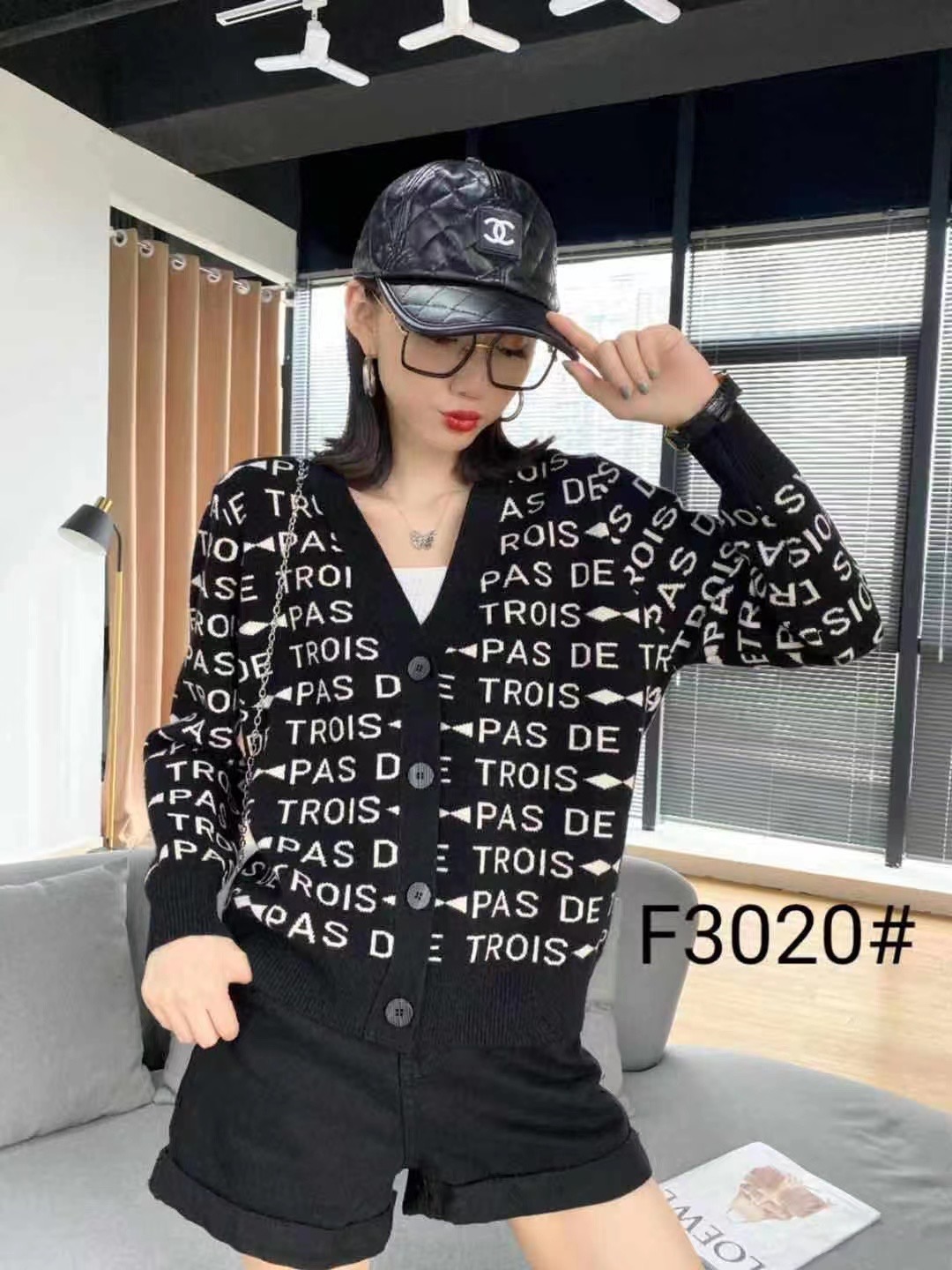 2022深秋新款时尚潮流休闲雪尼尔面料开衫，均码