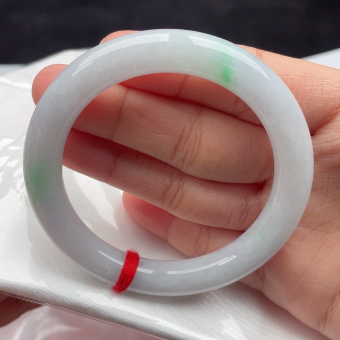 【闪购商品】翡翠手镯（圆镯）未镶嵌青*?