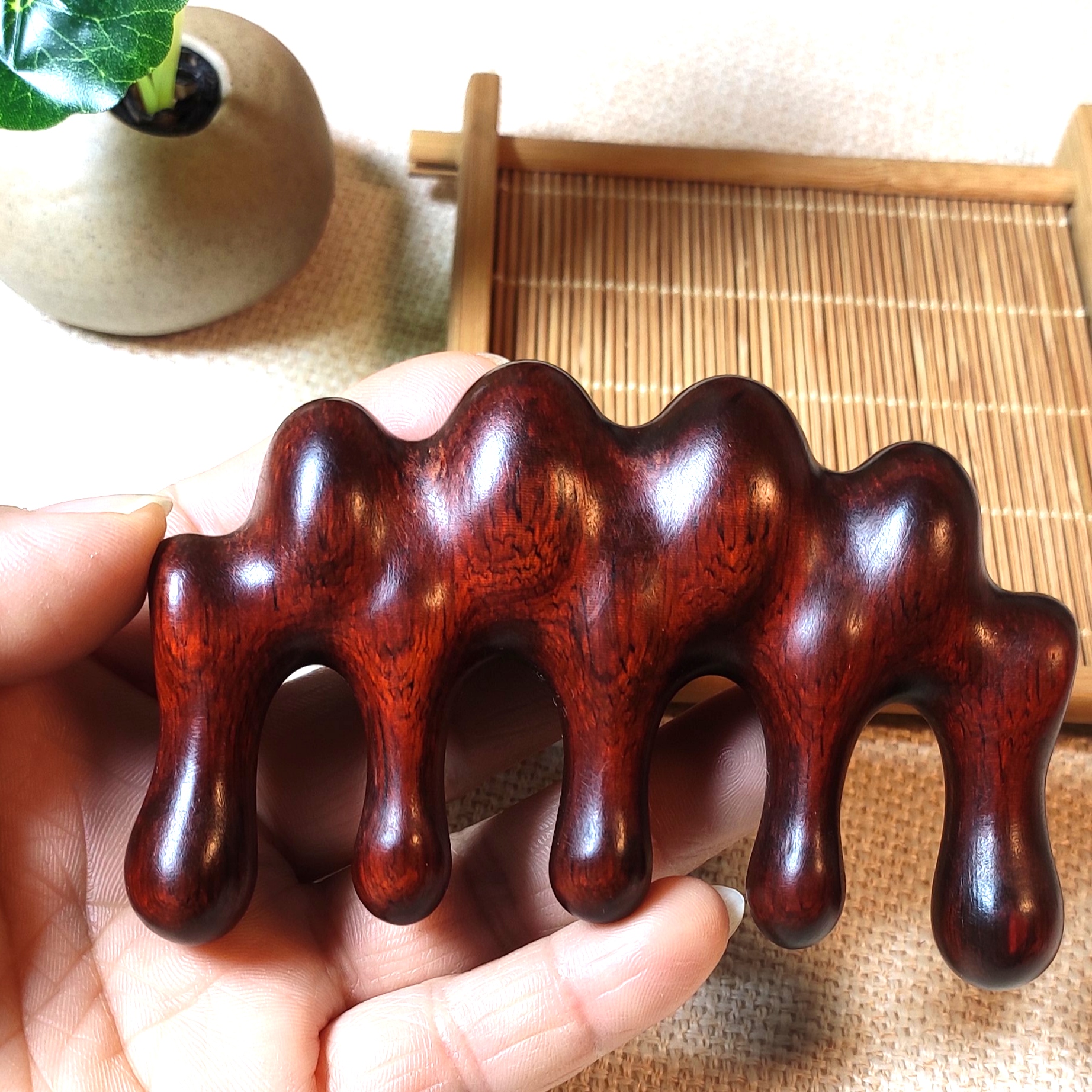 紫檀按摩梳绿檀木梳檀香木头部经络梳五指圆头梳子实木