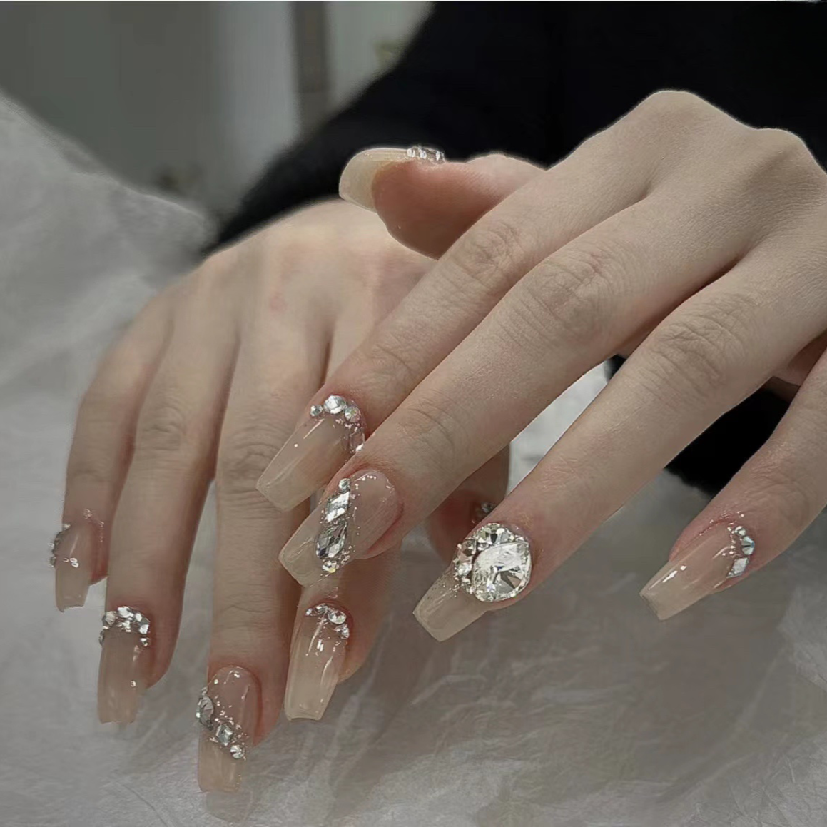 水冰月纯手工美甲爆闪施华洛钻美少女歪心钻美甲可拆卸梯形气质