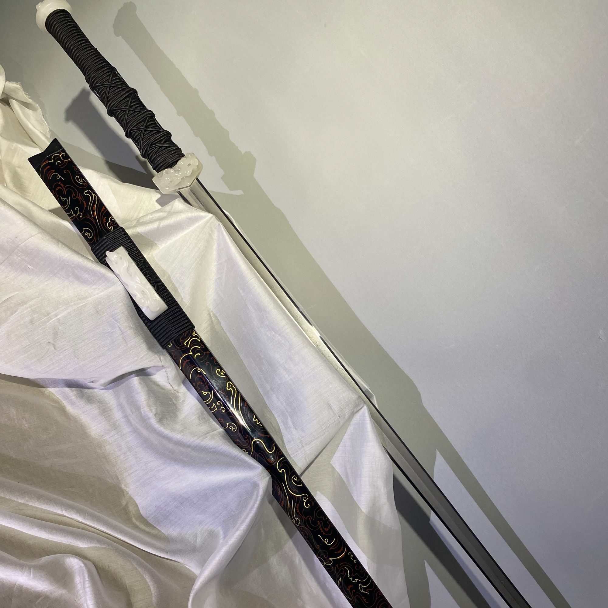 玉装汉剑大漆鞘瓦面剑身分色研磨未开刃