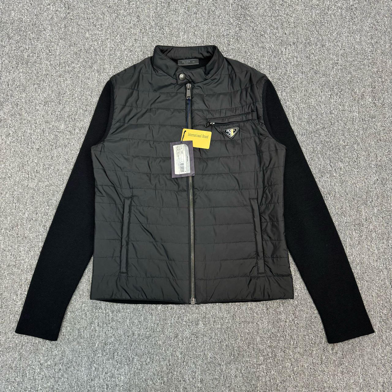Prada普拉达黑色三角标拼接棉夹克 全新带吊牌48码