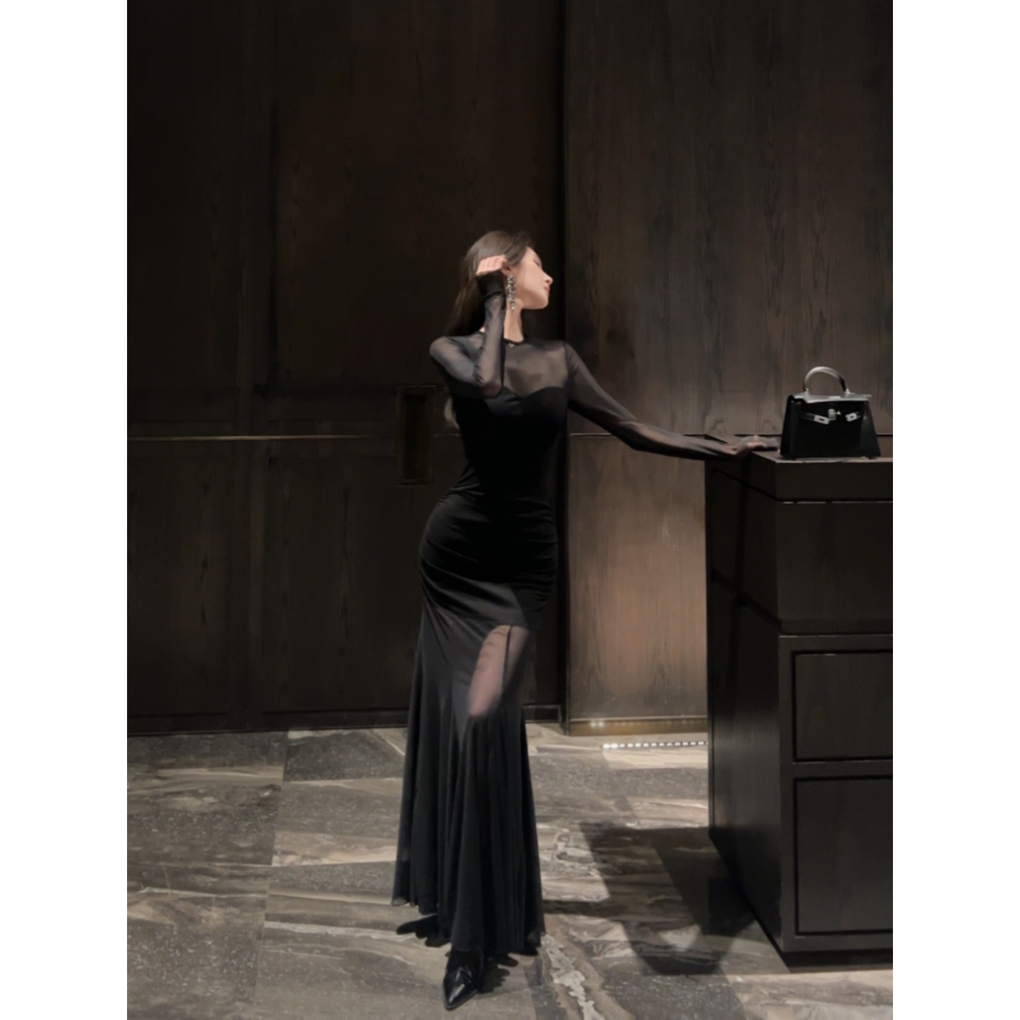 法式御姐风网纱长袖连衣裙新款内搭优雅气质收腰显瘦包臀长裙