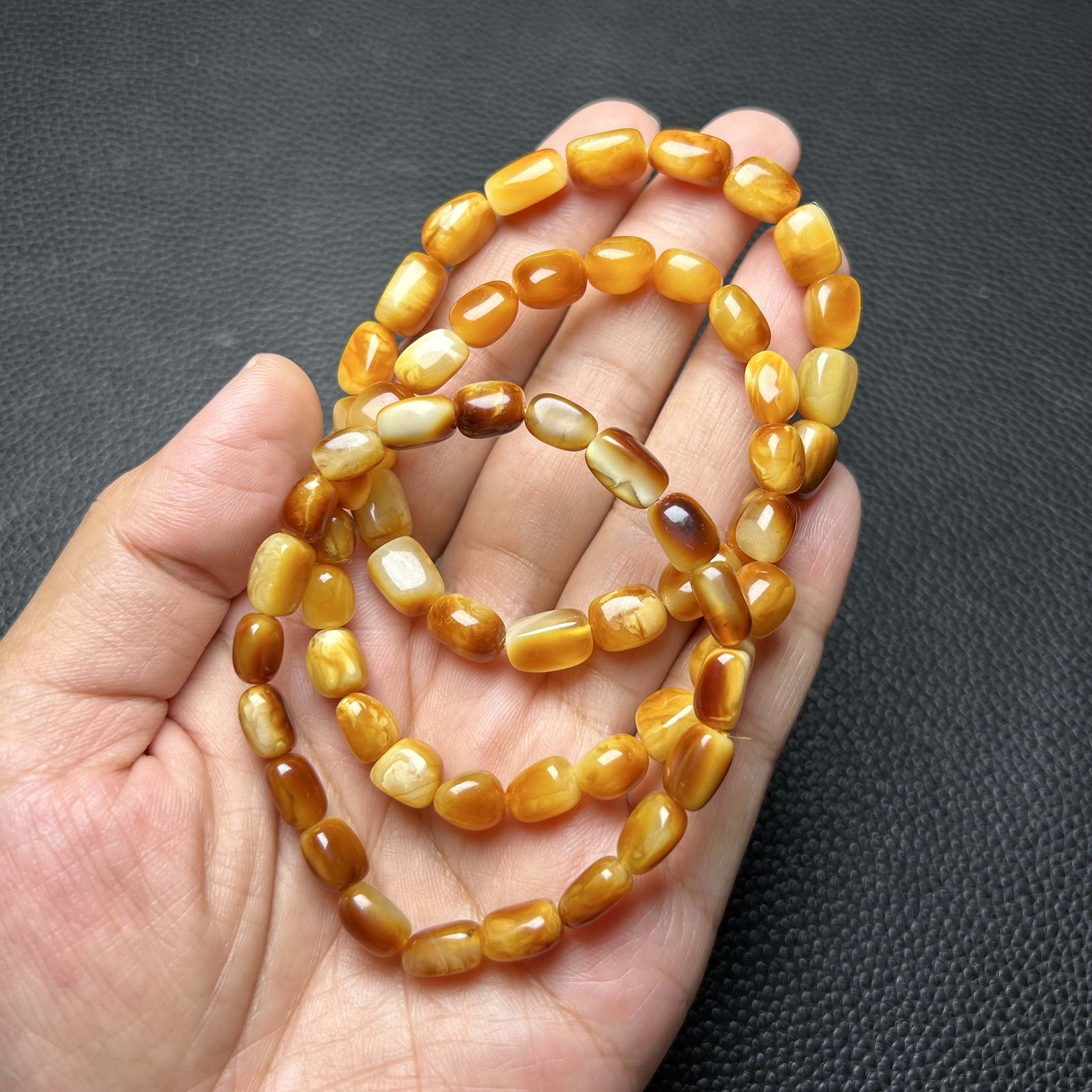 天然琥珀蜜蜡随型单圈手串百搭素圈原矿留皮叠戴手链（多样性发