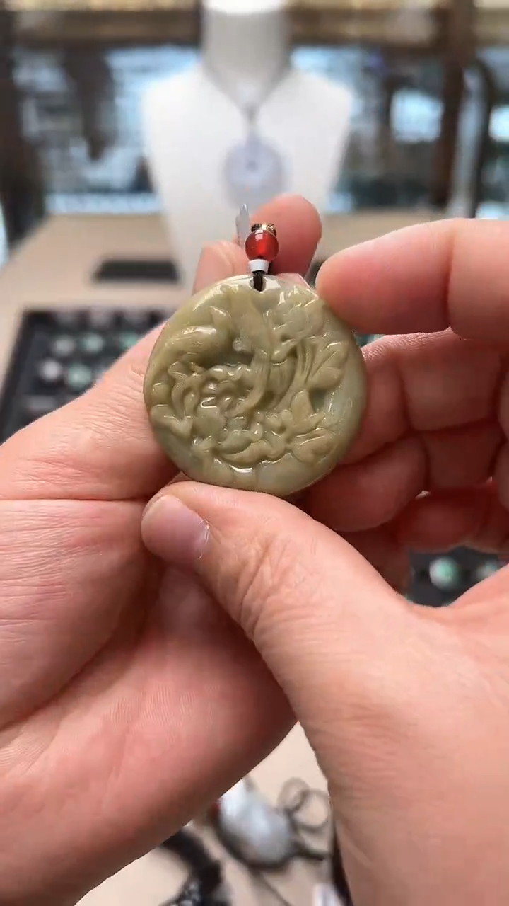 【闪购商品】翡翠颈饰未镶嵌吊坠