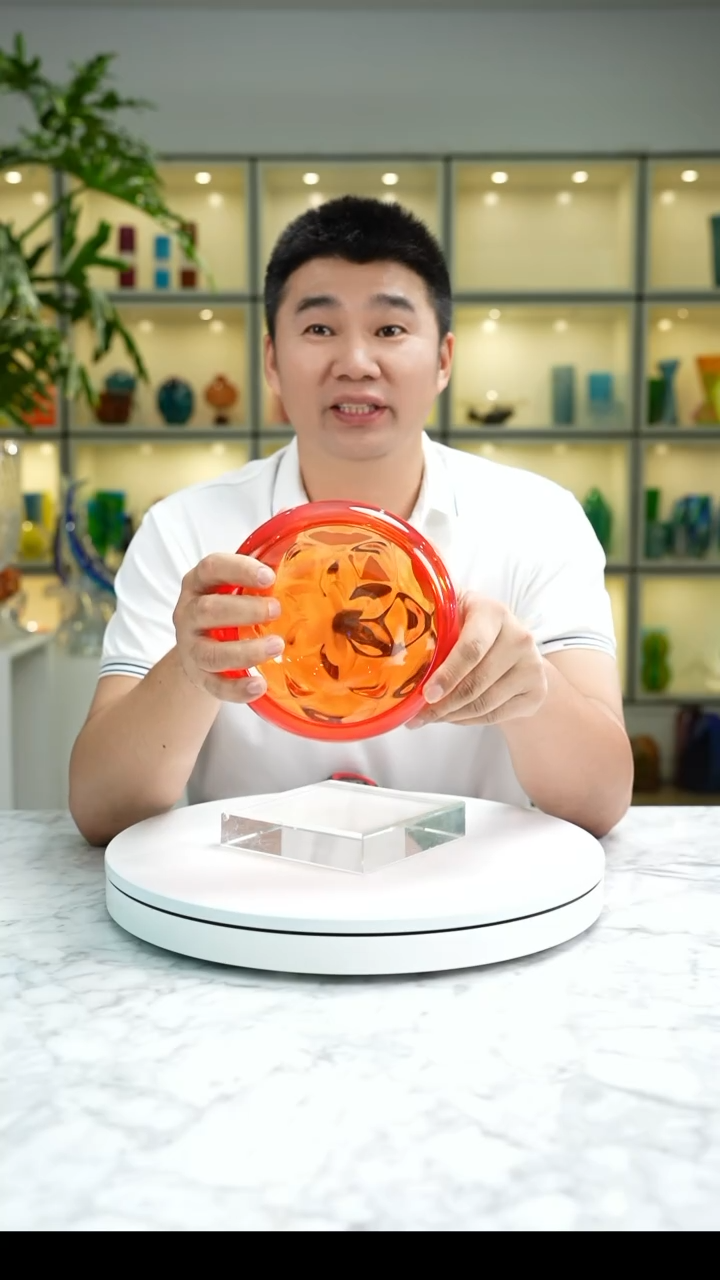 【闪购商品】琉璃手工艺品红色烟灰缸
