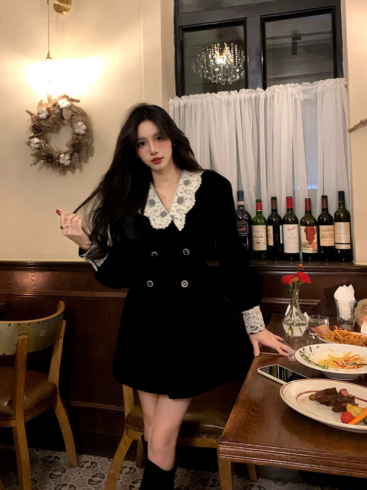 一颗甜桃yikett《巴黎夜宴》丝绒长袖连衣裙显瘦气质2023秋季新品