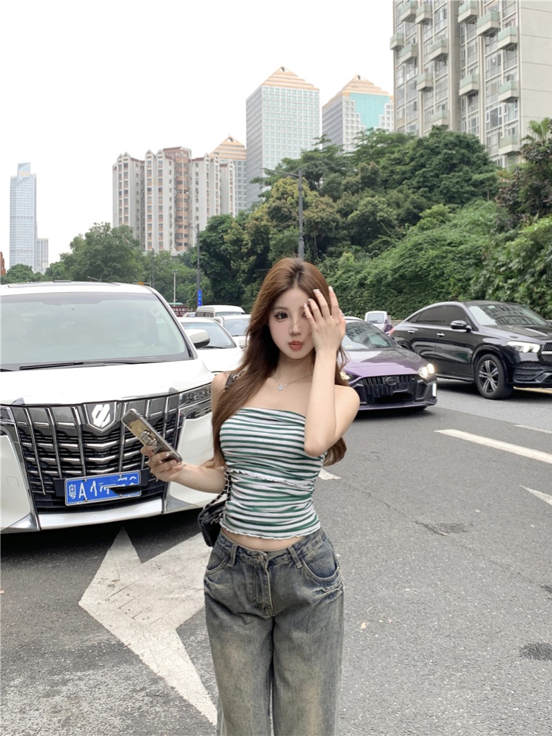 设计感辣妹气质黑白条纹T恤女修身显瘦一字领抹胸上衣牛仔裤/短裤