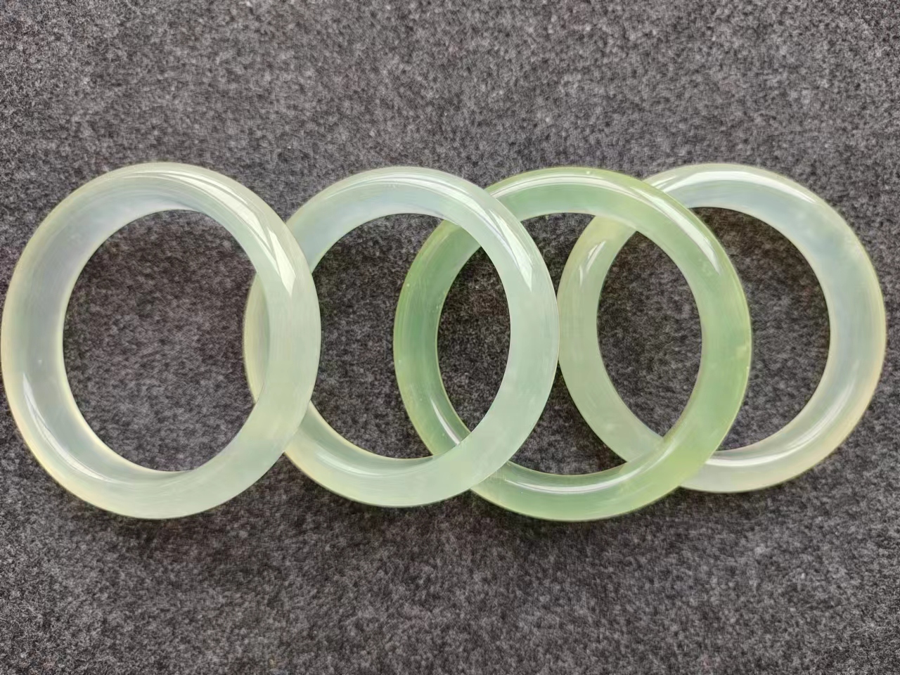 【文宇福利】纯天然蛇纹石玉未镶嵌多样性发其一冰晴透手镯