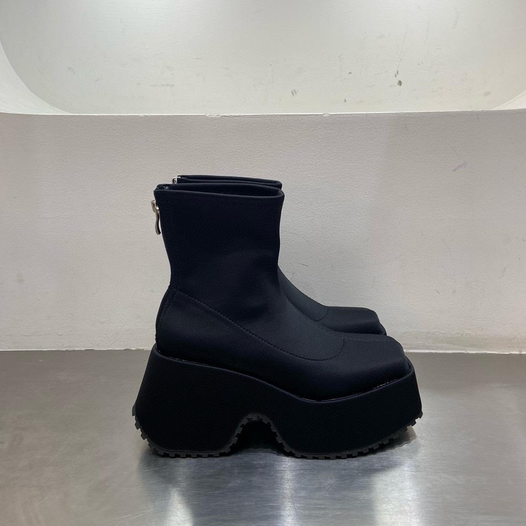 《菠萝妞推荐》12023-16超厚底后拉链弹力靴瘦瘦靴方头松糕短靴 