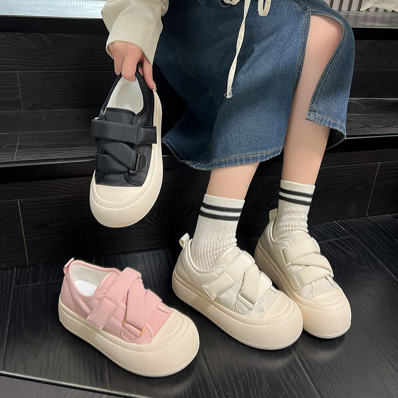 可爱女生小众厚底大头丑萌板鞋女2023秋季新款魔术贴防滑百搭韩版