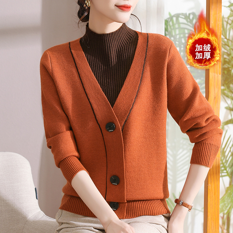 妈妈冬装新款洋气假两件加绒加厚毛衣中老年女装针织打底衫上衣