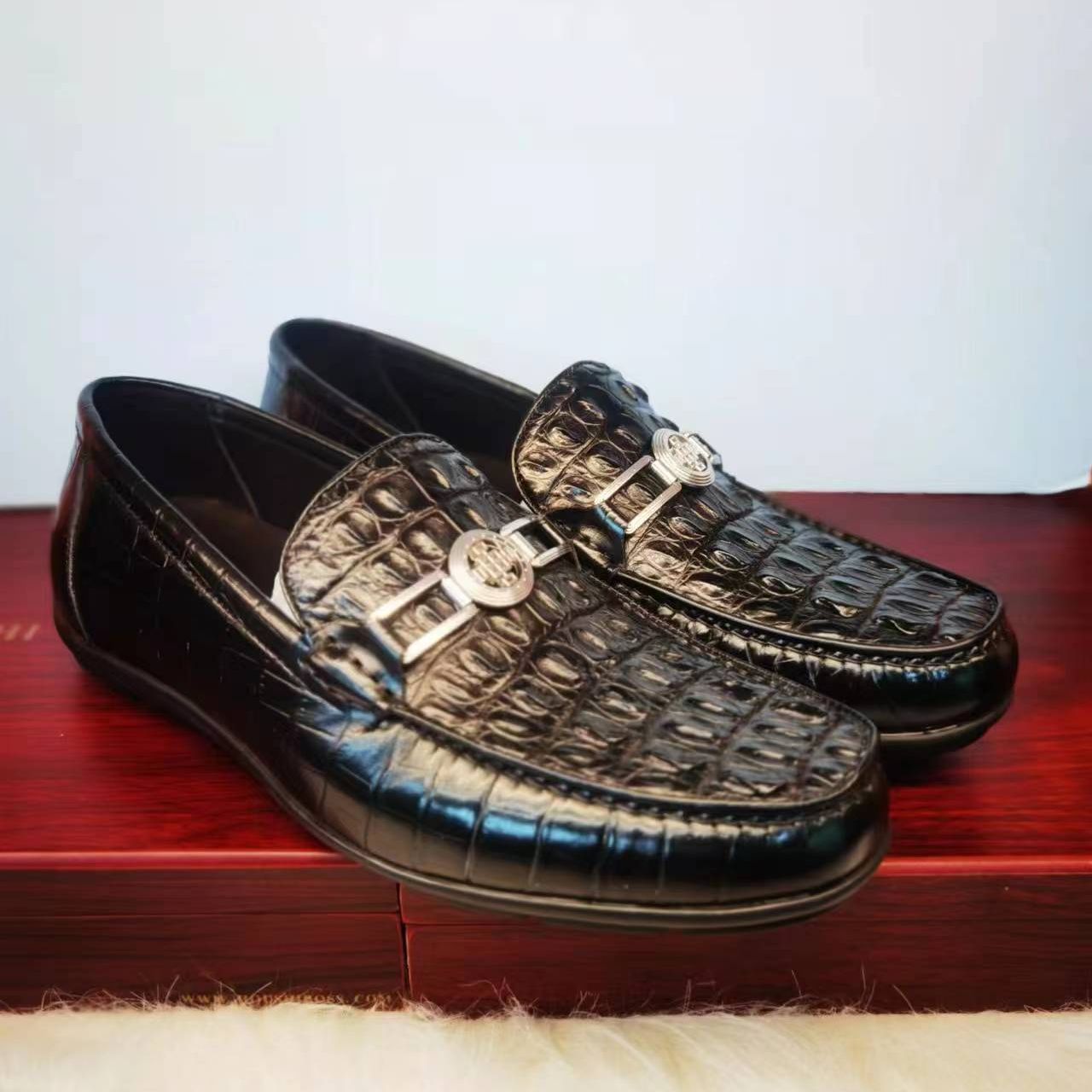 鳄鱼骨皮半鳄休闲男士百搭豆豆鞋