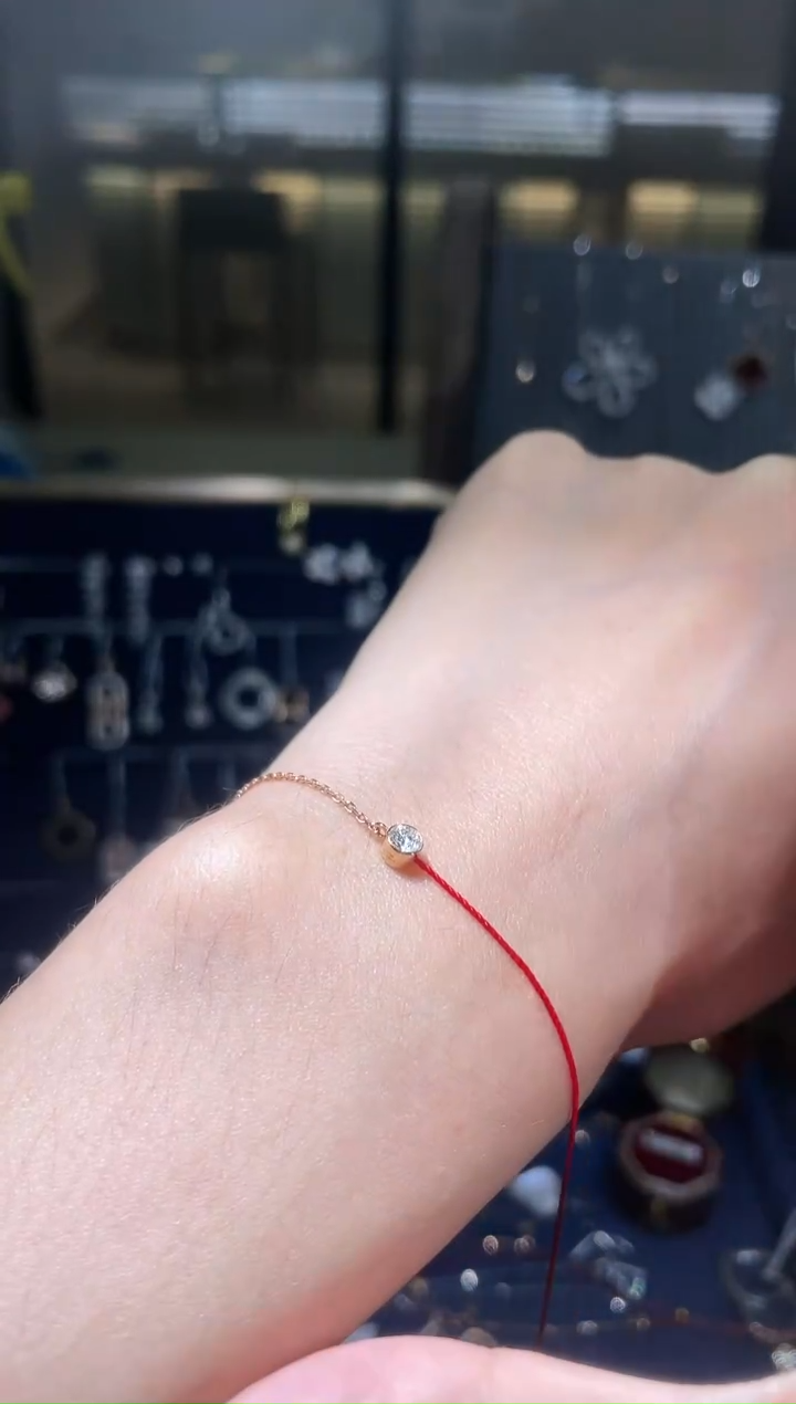 【闪购商品】钻石手链18K金镶嵌k玫泡泡红绳手链（无结）