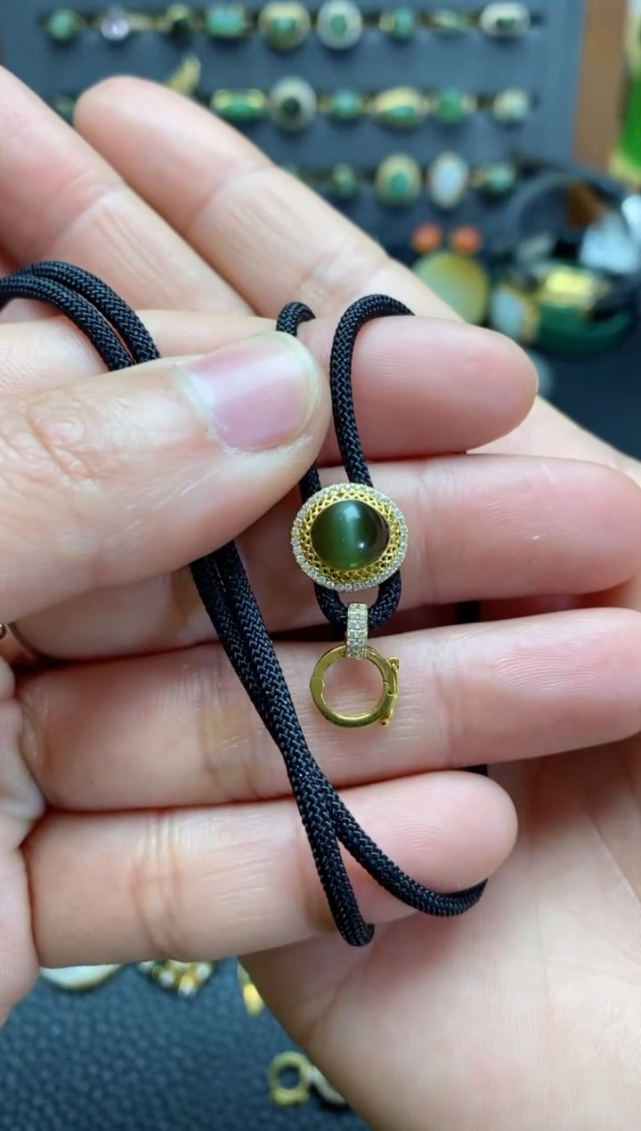 【闪购商品】和田玉扣头18K金镶嵌扣头