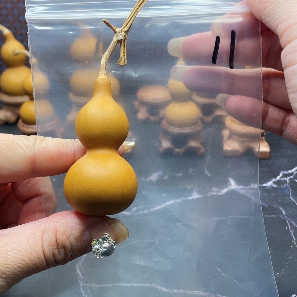 【闪购商品】天然葫芦人****。