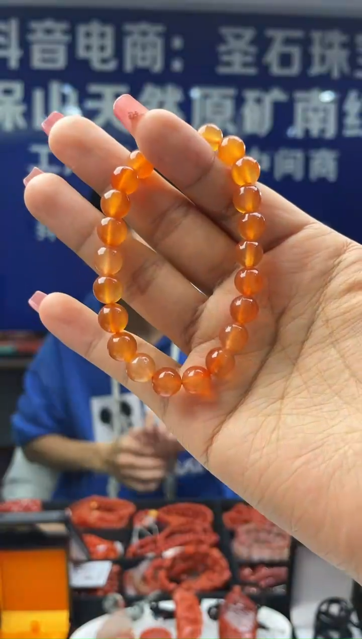 【闪购商品】玛瑙颈饰未镶嵌冰黄手串8+