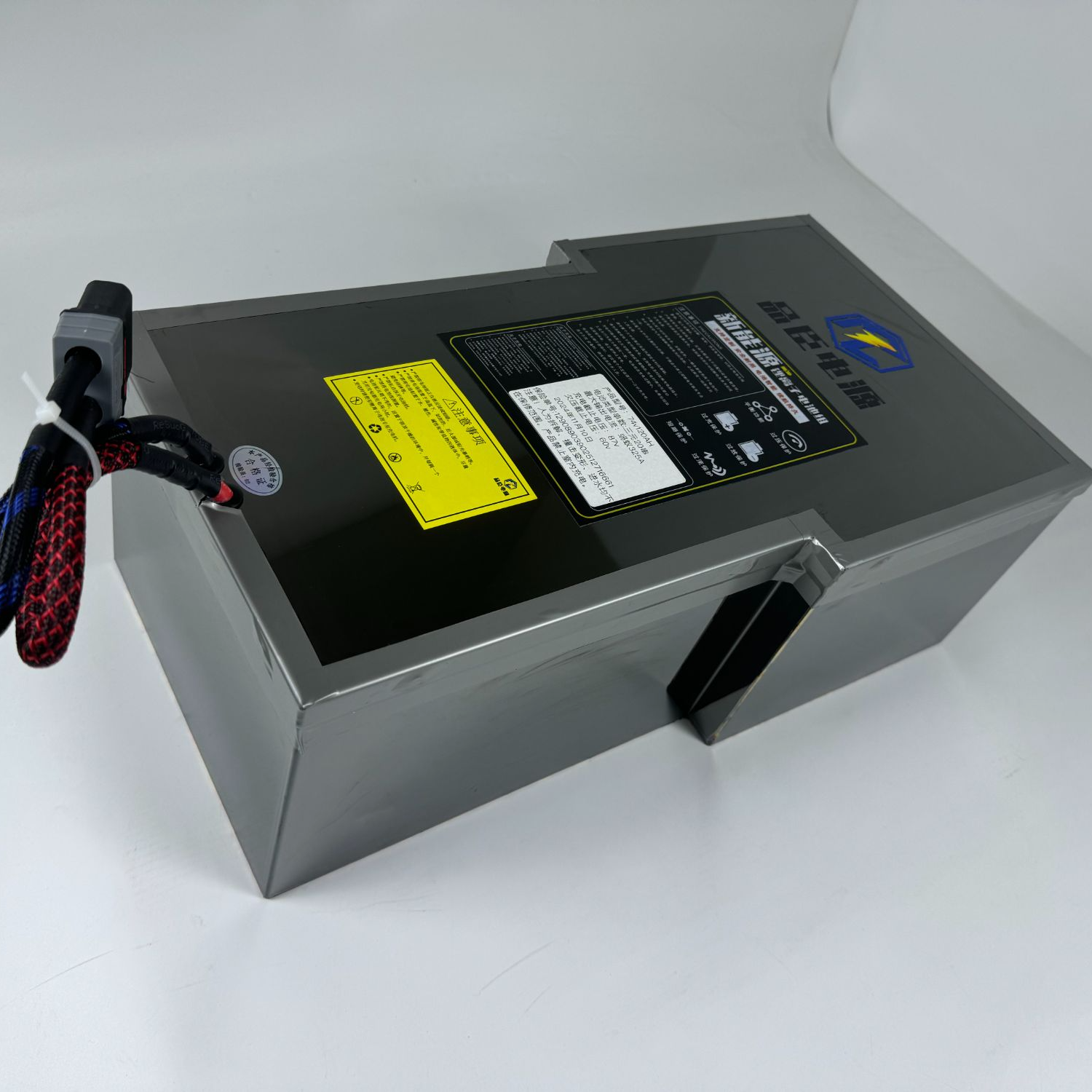 12期分期款 九号 小牛 极核 雅迪等 74V120A锂电池