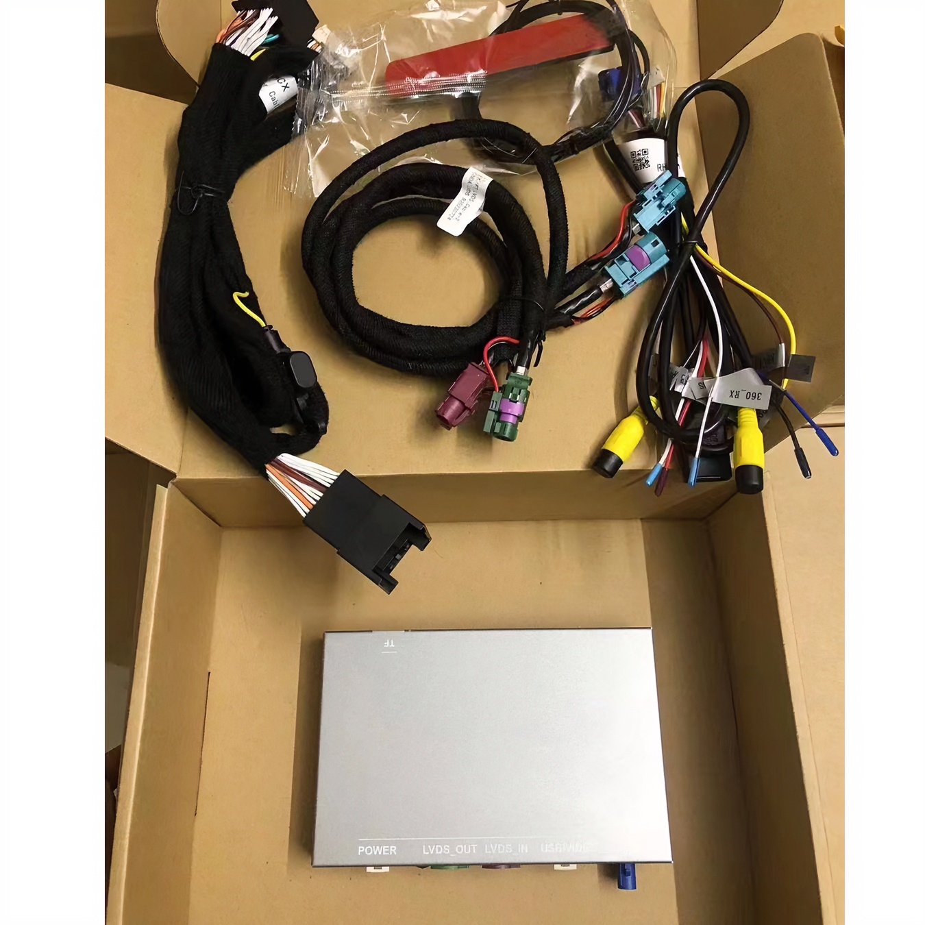 20款探险者CARPLAY智能辅助系统