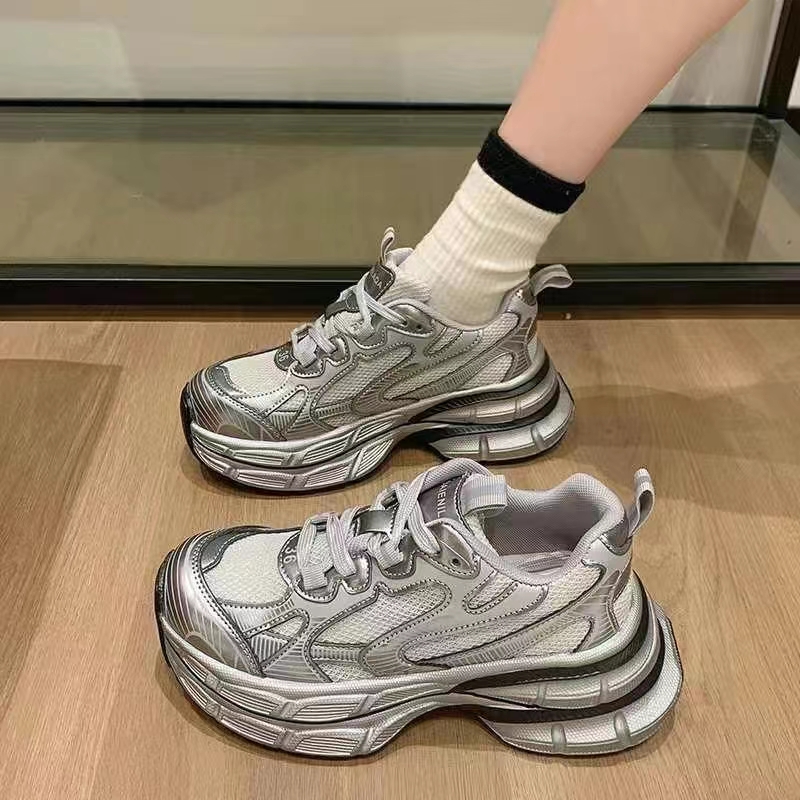 【老张家】2024新款踩屎感真皮老爹鞋超轻底水上漂