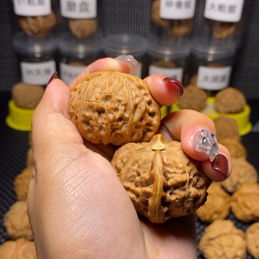 【闪购商品】文玩核桃吊坠老*