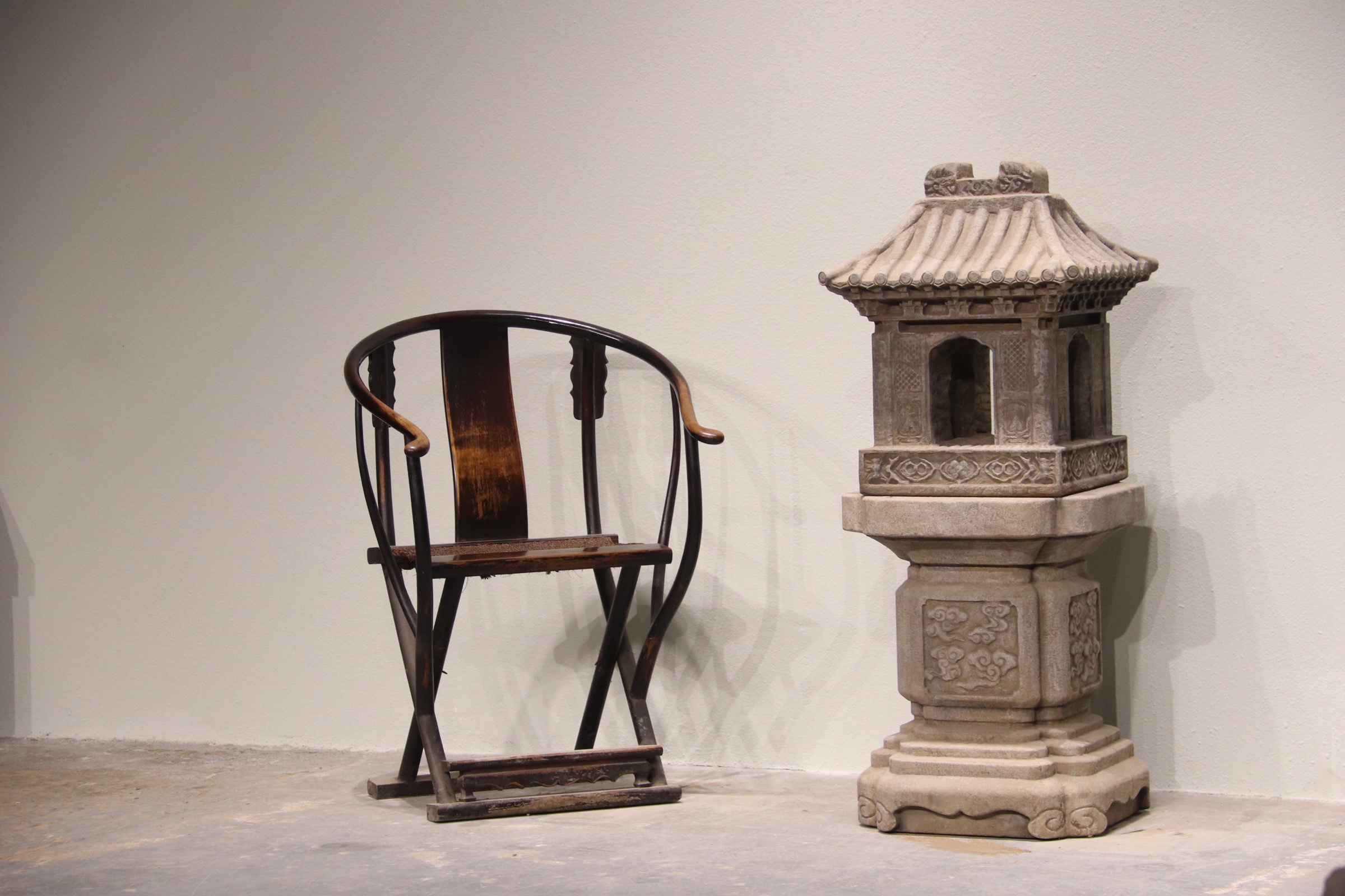 石灯.青石材质.云端楼阁.浮雕祥云