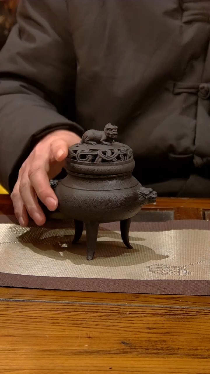 【闪购商品】铸铁香炉