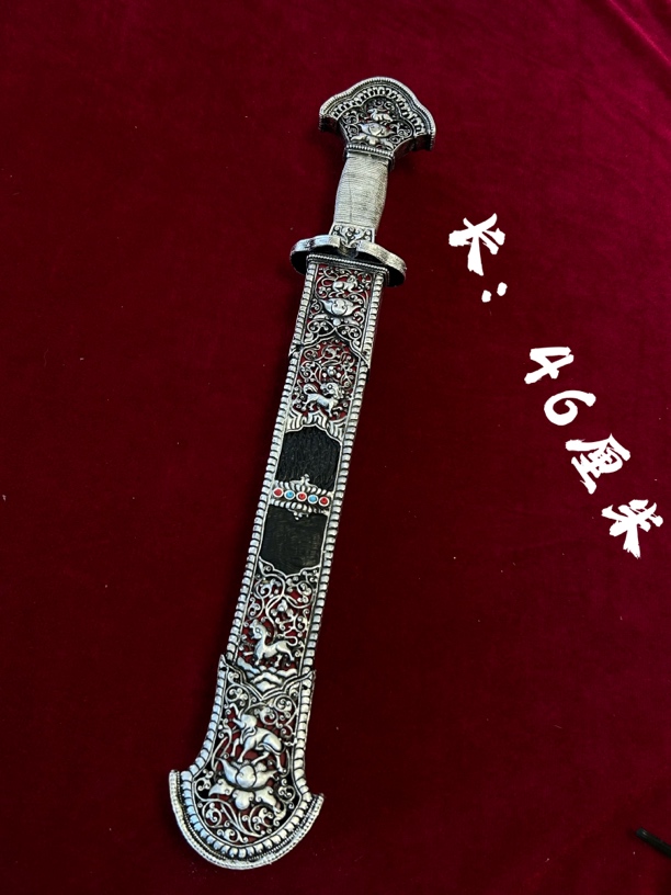 藏族精美白铜镀银男款挂件