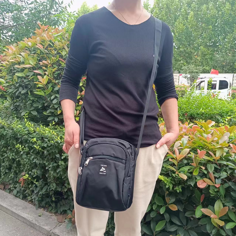 威豹单肩肩包斜挎包男士运动简约时尚休闲潮流轻便多隔层品质耐用