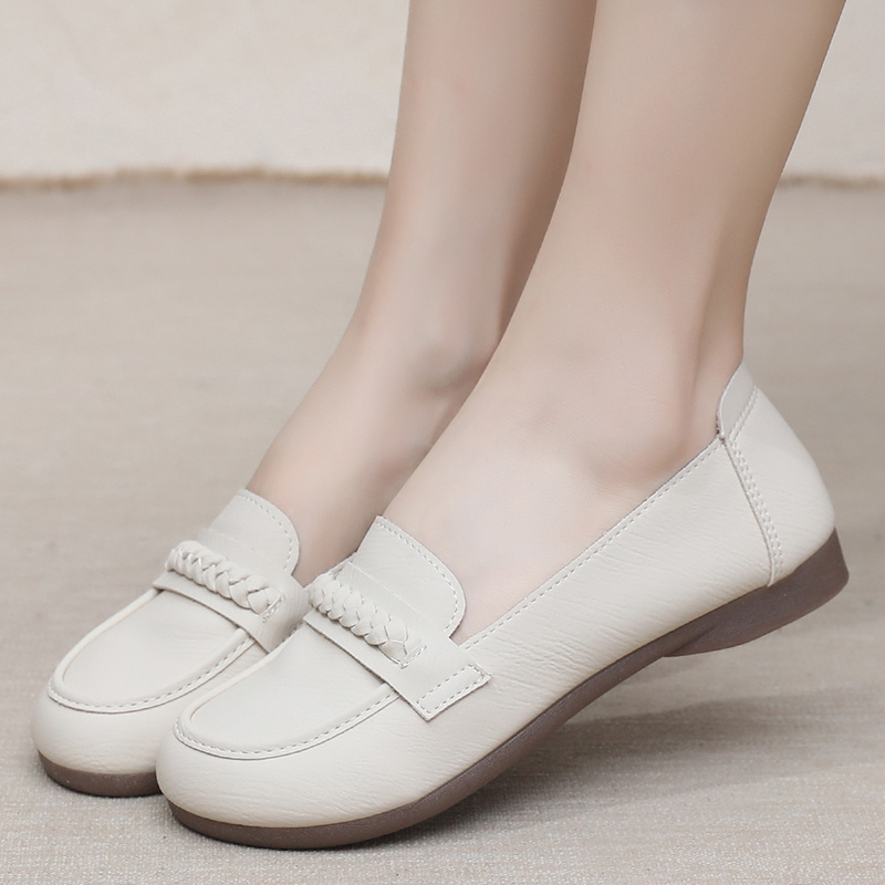 2024春季新款舒适豆豆鞋防滑平底女单鞋百搭休闲软底浅口妈妈鞋