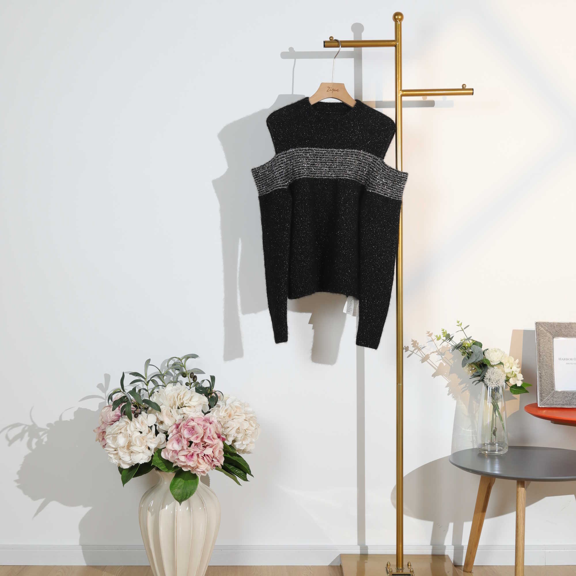 GINAYOLAN/瑾颜【气质款】意大利进口豆豆纱露肩针织毛衣