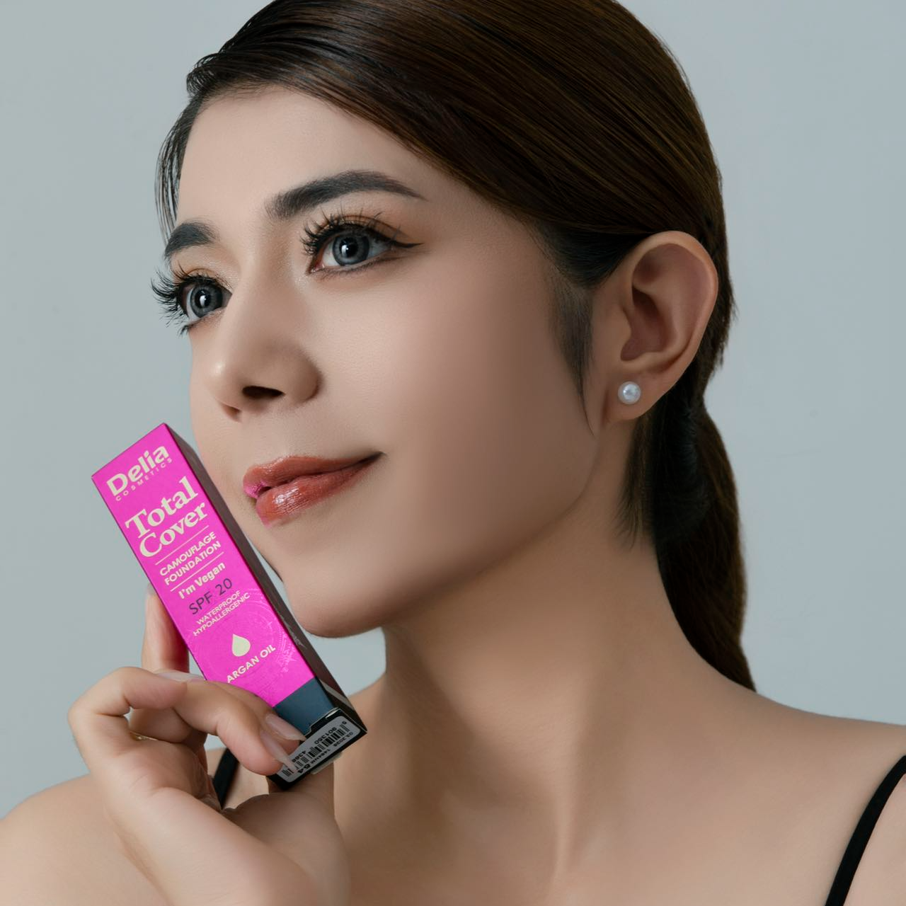 Delia totalcover波兰遮瑕粉底液包邮