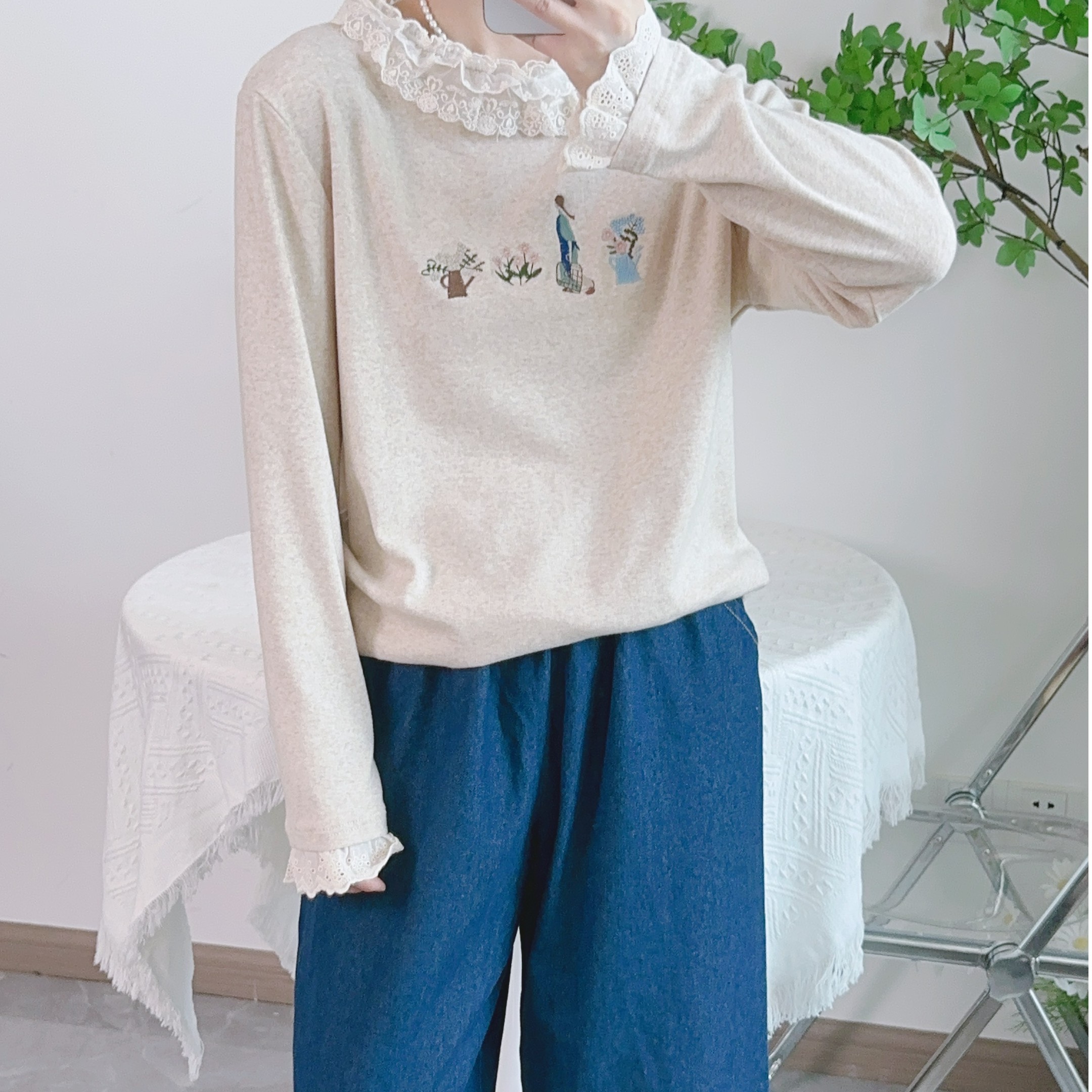 可衣-【花园漫步】森系新款圆领刺绣T恤打底衫长袖秋冬