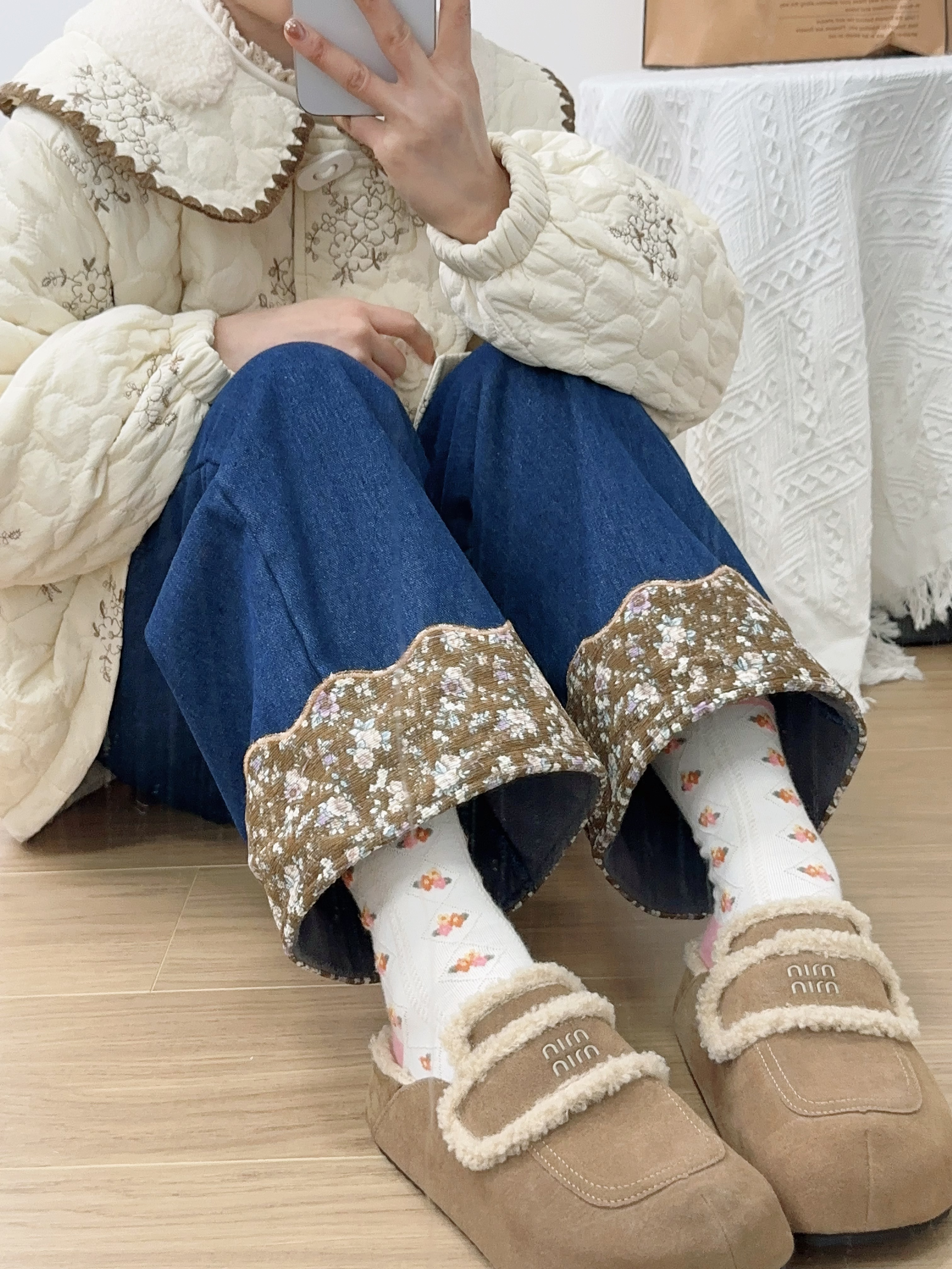 可衣-【乌落】森系冬季新款加绒牛仔花边裤碎花拼边